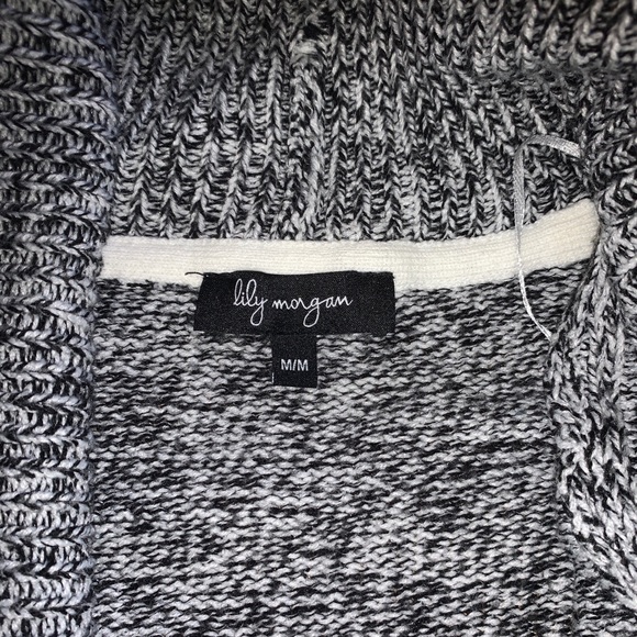 Gray and Black Knit Cardigan - Picture 5 of 6